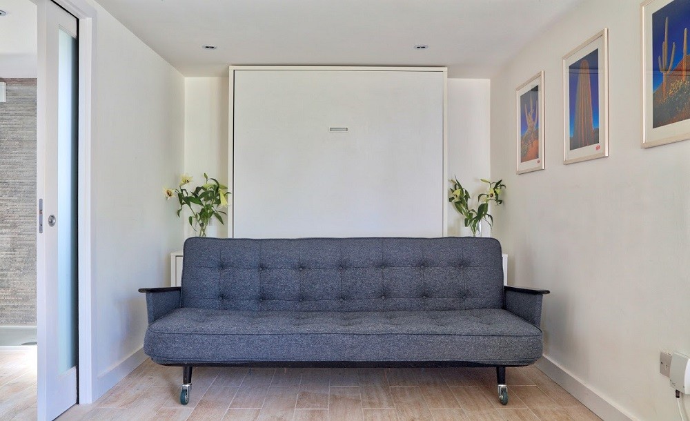 We can provide internal stud wall partitions to create the layout you desire in your garden room