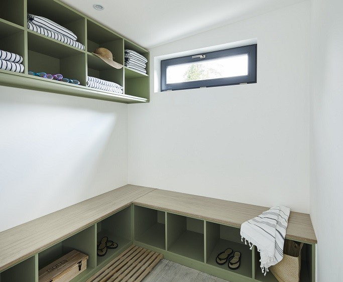 Pool side room changing room