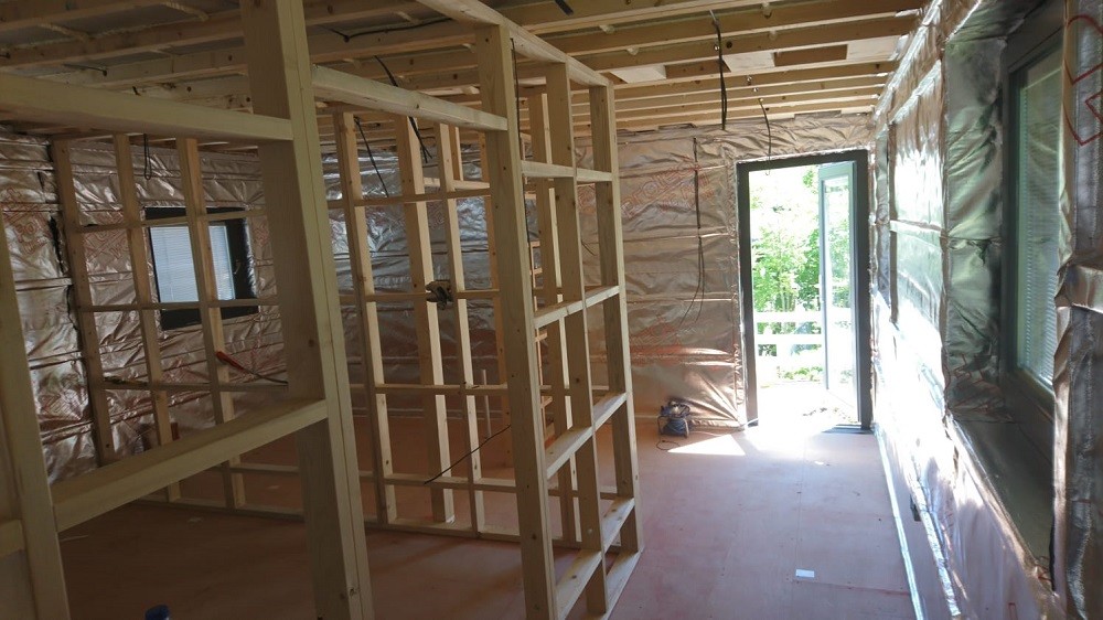 Construction of garden rooms' walls by Rooms Outdoor