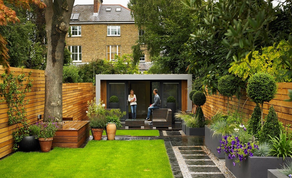 Cuberno garden room in a landscaped Richmond garden