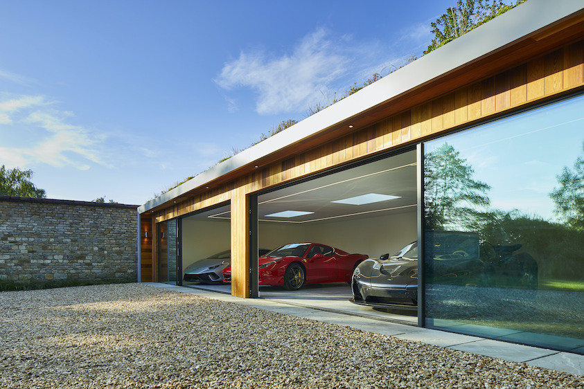 Garden car showroom with sliding doors