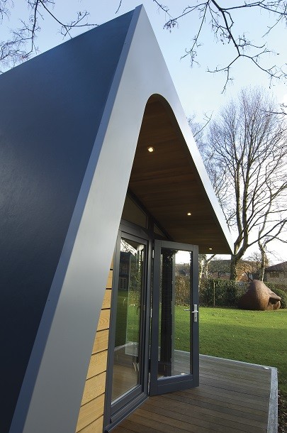 Bespoke garden room by Rooms Outdoor