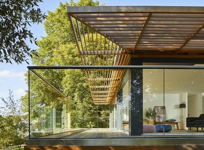 Holiday home in Stonehenge with brise soleil