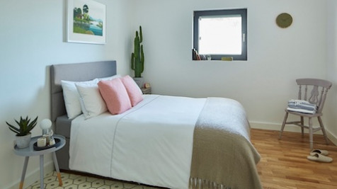 garden annexe bedroom