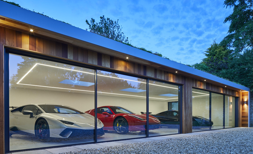 Outdoor car garage