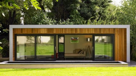 Cuberno garden room with aluminium frame and sliding doors