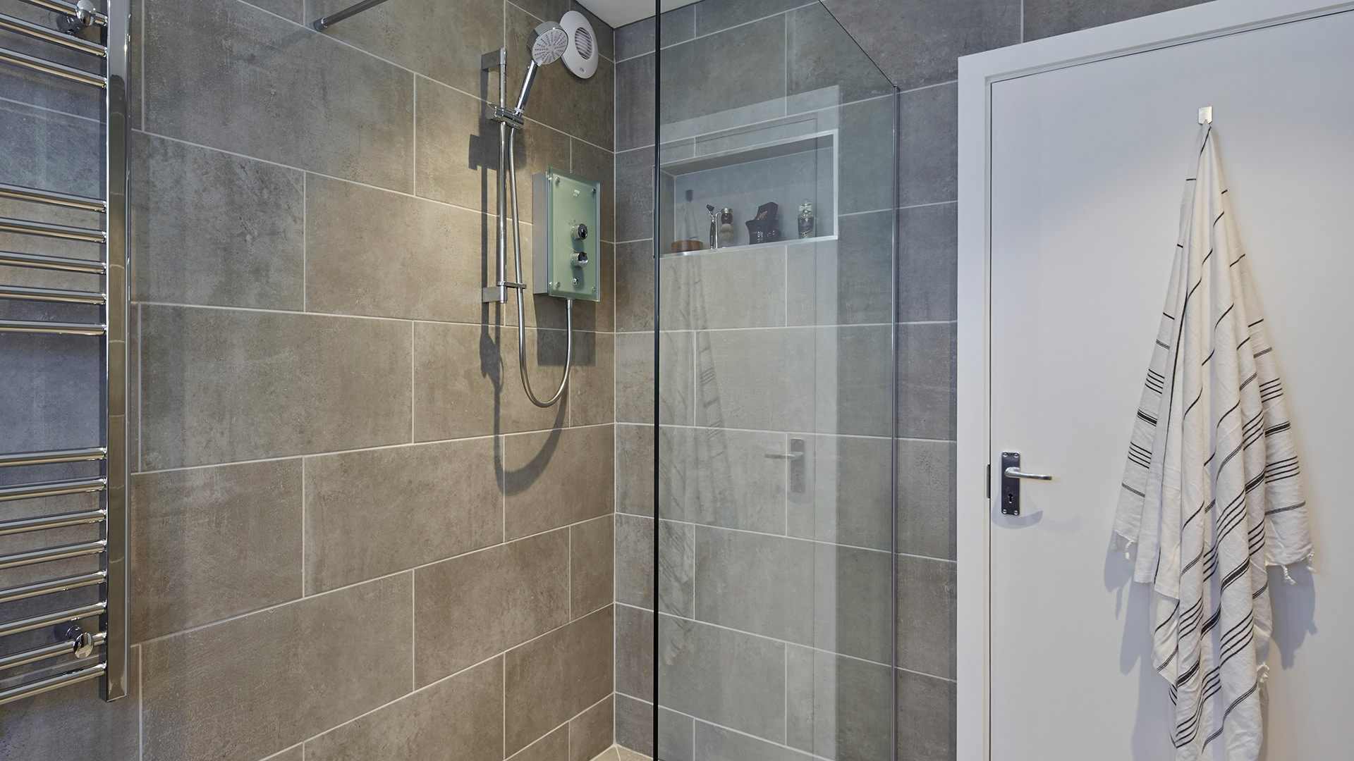 Wet-room garden annexe