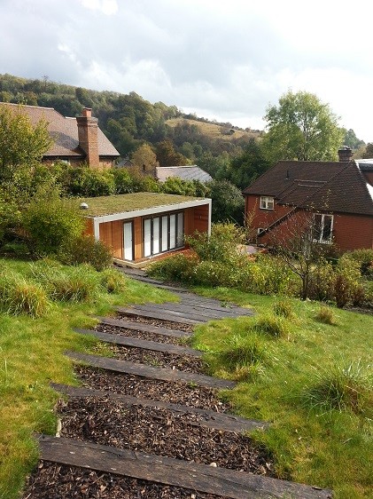 Cuberno garden room with living roof