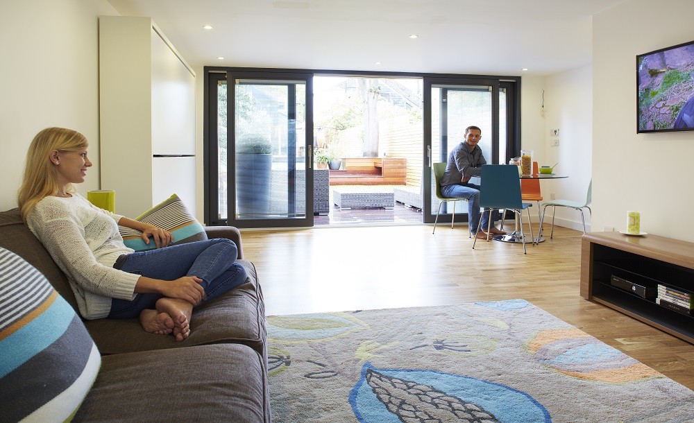 Standard environtmental friendly semi- solid oak flooring for garden rooms