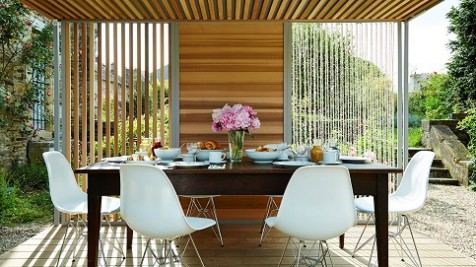 Our pavilions can shield you from sun, rain and wind, these elegant pavilions give you a wonderful outdoor space that you can enjoy whatever the weather.